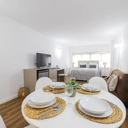 Florit Flats - The Apolo Apartamento *